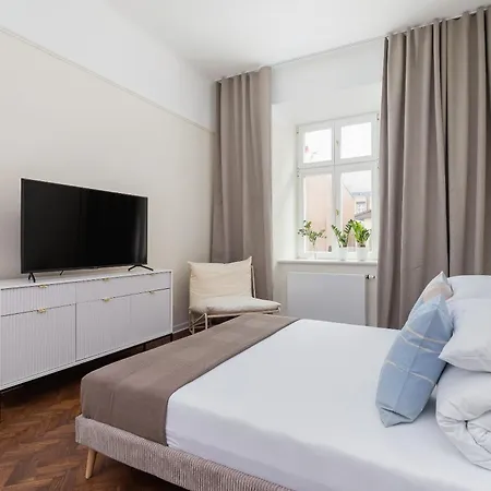 3-bedroom - Rejtana 10 * Krakau