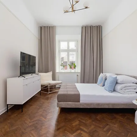 3-bedroom - Rejtana 10 Lägenhet